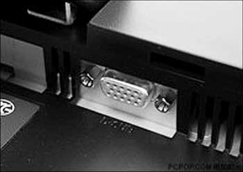 2、VGA输入接口