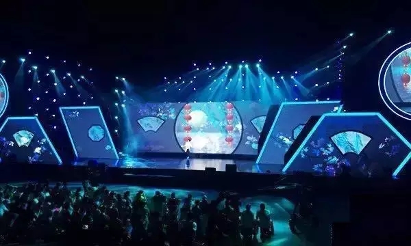 广西首场3D全息歌舞秀《寻梦 刘三姐》