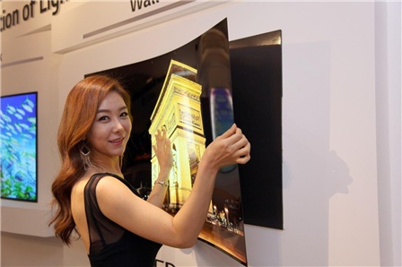 应用创新：LED显示屏展示多元化下游市场