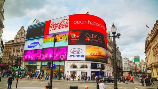 伦敦皮卡迪利广场著名广告看板被欧洲最大的LED屏幕取代